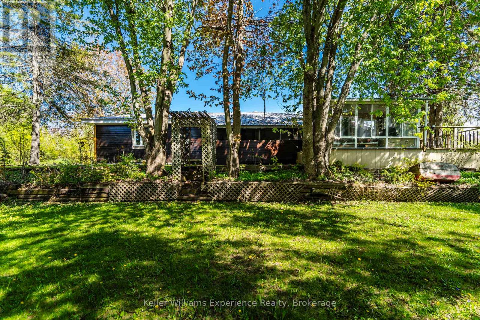 8 Robins Lane, Kawartha Lakes (Carden), Ontario  L0K 1W0 - Photo 38 - X13206826