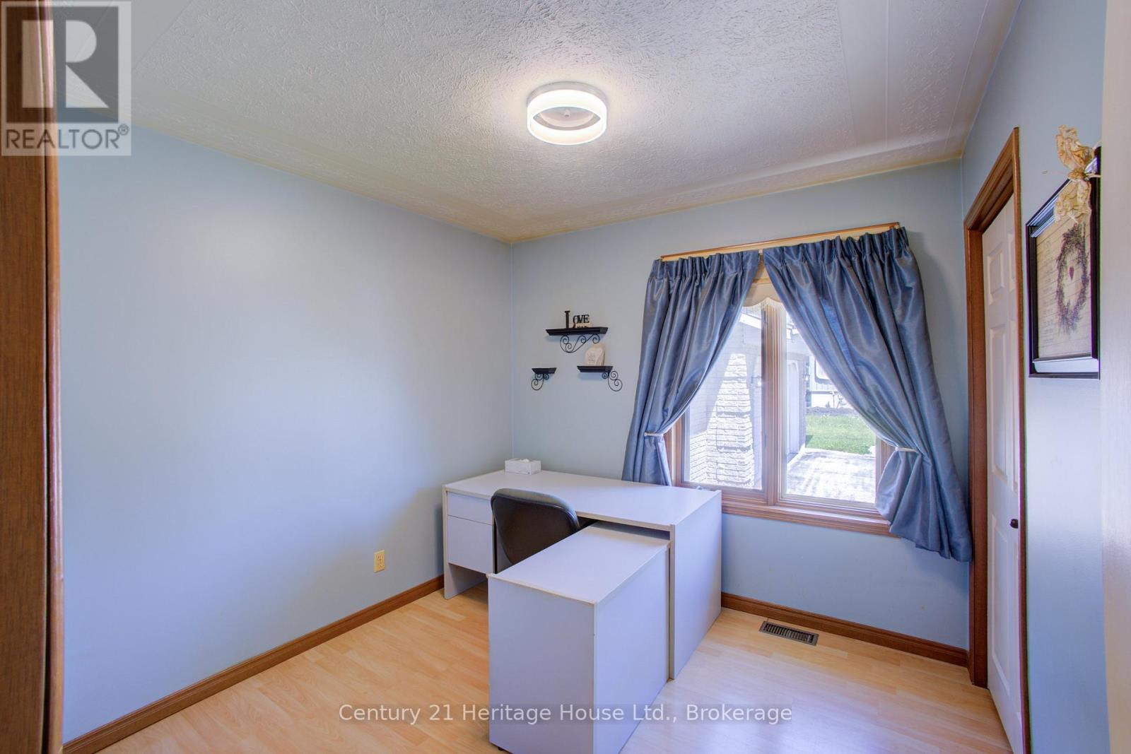 320 Arthur Street, West Grey, Ontario  N0G 1R0 - Photo 27 - X13206828