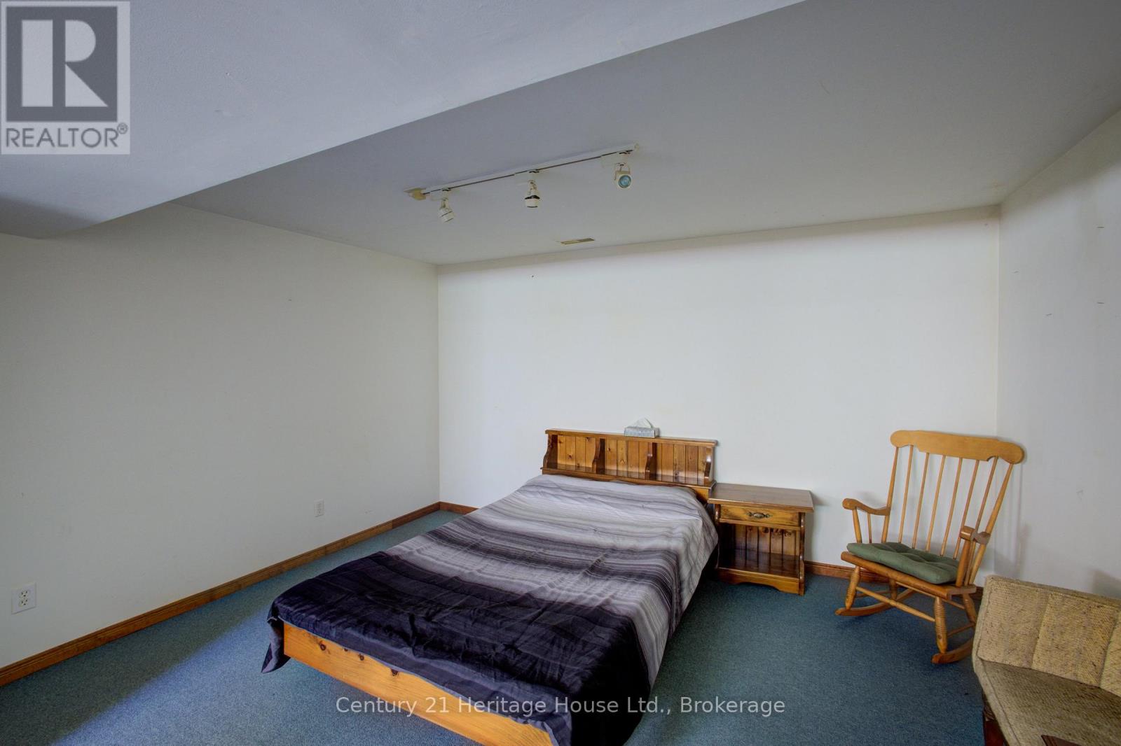 320 Arthur Street, West Grey, Ontario  N0G 1R0 - Photo 32 - X13206828