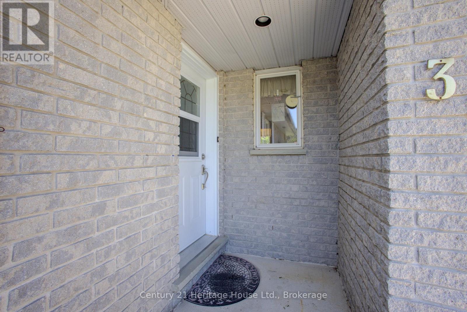 320 Arthur Street, West Grey, Ontario  N0G 1R0 - Photo 4 - X13206828