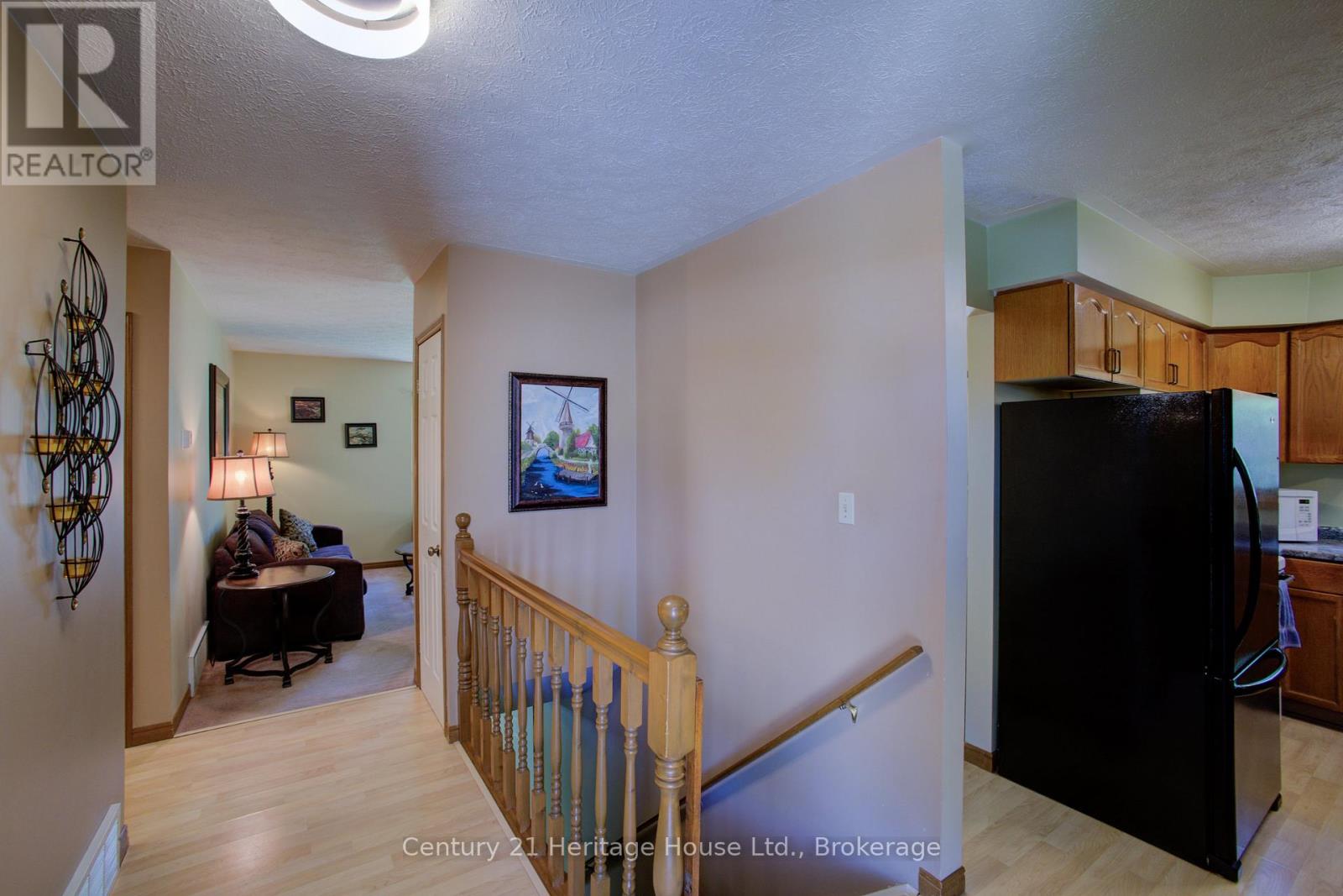 320 Arthur Street, West Grey, Ontario  N0G 1R0 - Photo 6 - X13206828