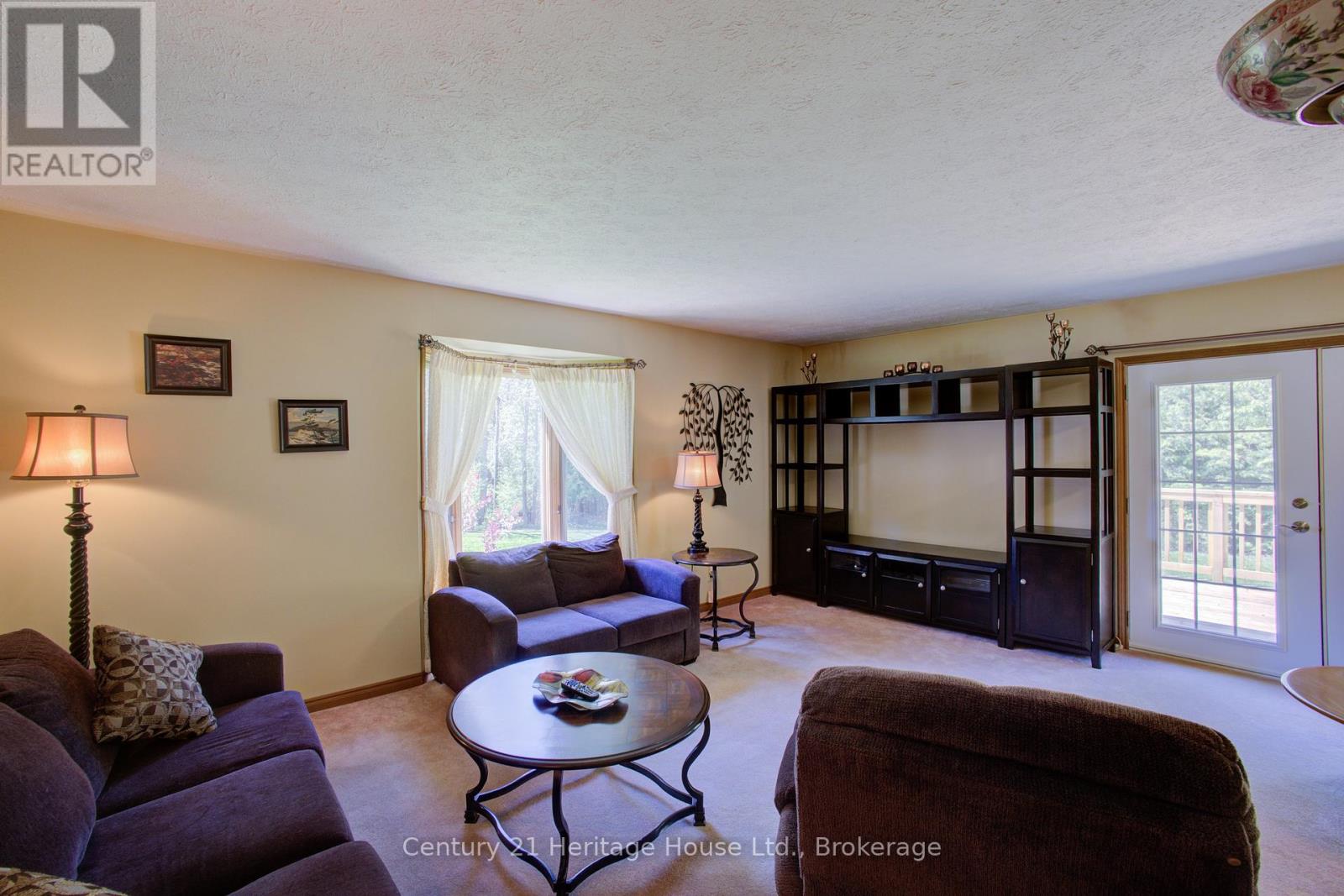 320 Arthur Street, West Grey, Ontario  N0G 1R0 - Photo 7 - X13206828