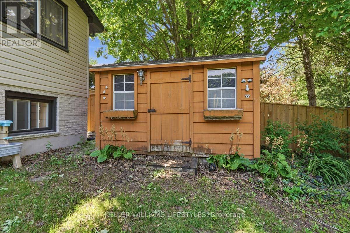 18 Fairlane Crescent, London South, Ontario  N6K 3E2 - Photo 10 - X13206836
