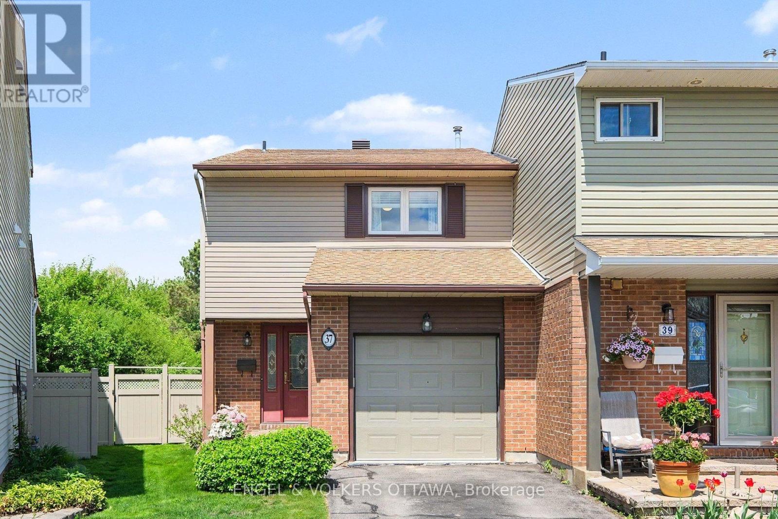 37 Gentle Gate Crescent, Ottawa, Ontario  K1T 1Z9 - Photo 3 - X13206768