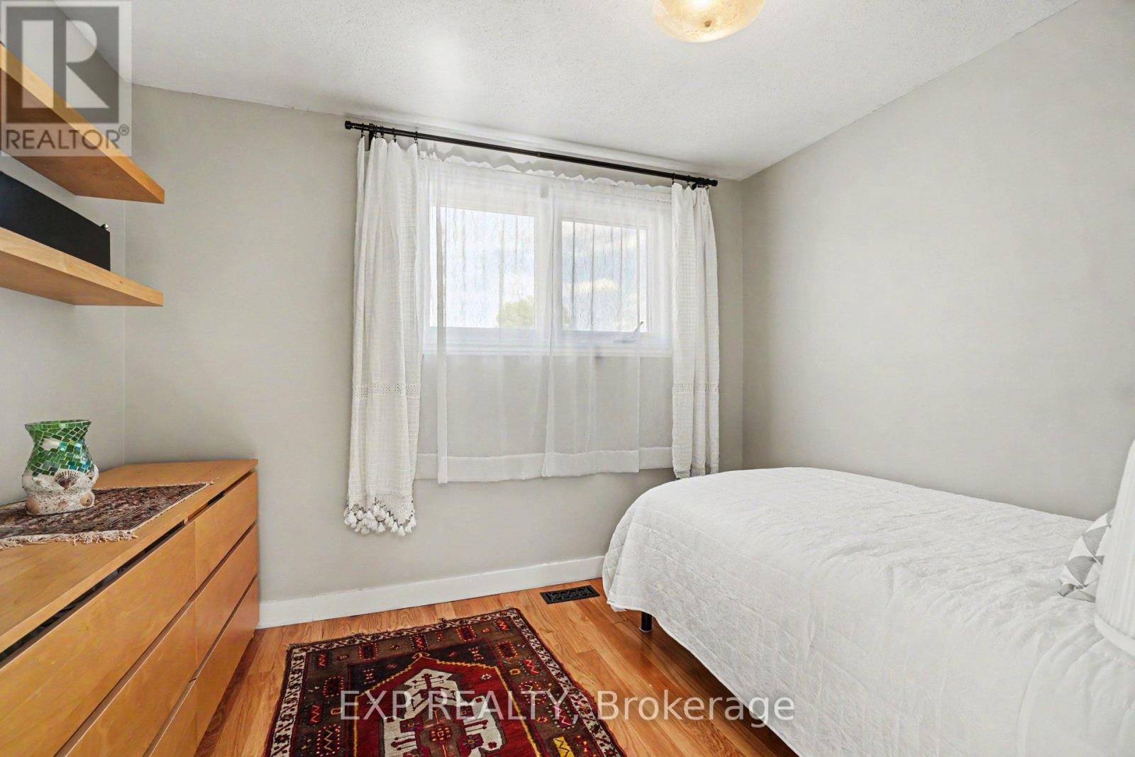 1104 Chateau Crescent, Ottawa, Ontario  K1C 2E1 - Photo 22 - X13206782