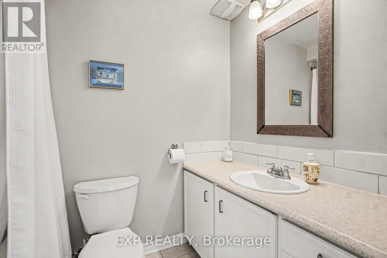 1104 Chateau Crescent, Ottawa, Ontario  K1C 2E1 - Photo 27 - X13206782