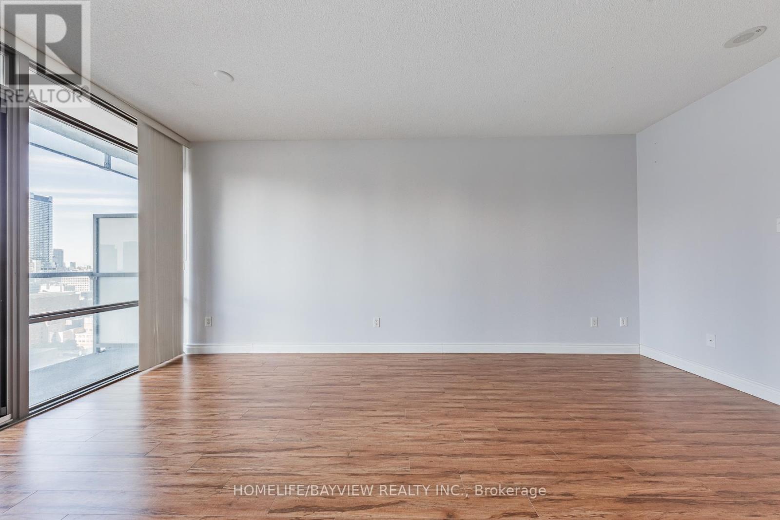 2405 - 38 Grenville Street, Toronto, Ontario  M4Y 1A5 - Photo 19 - C13206790