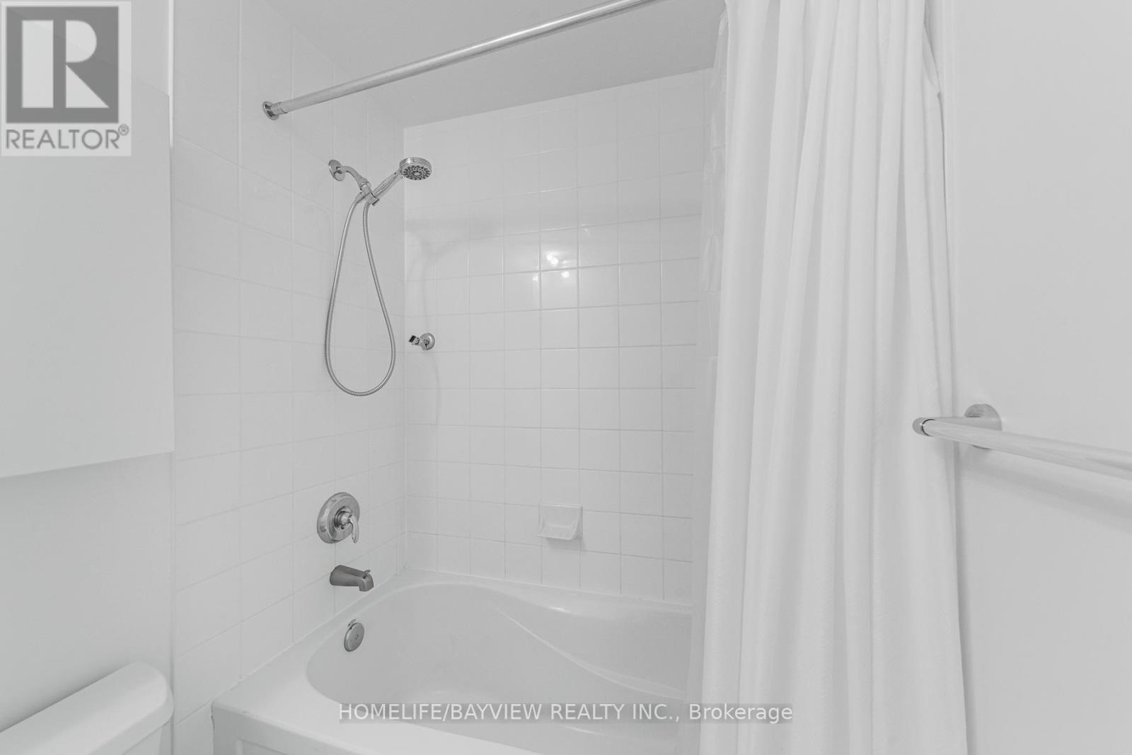 2405 - 38 Grenville Street, Toronto, Ontario  M4Y 1A5 - Photo 30 - C13206790