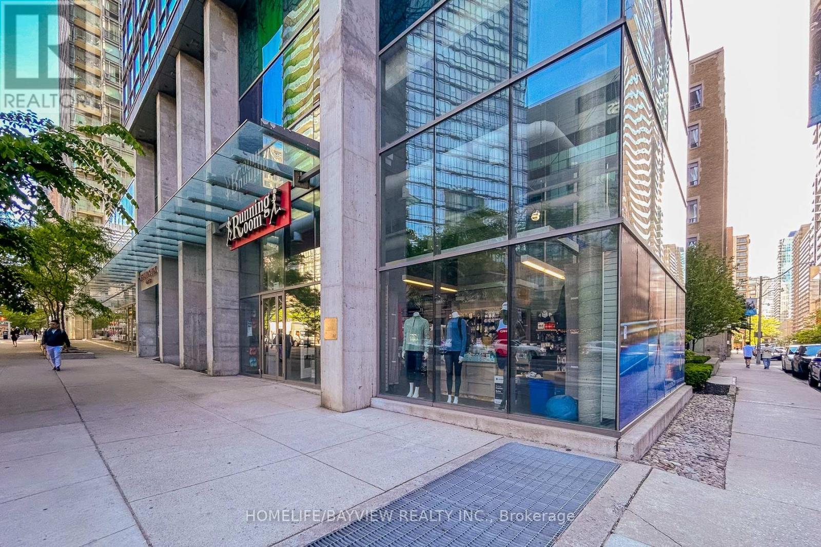 2405 - 38 Grenville Street, Toronto, Ontario  M4Y 1A5 - Photo 38 - C13206790