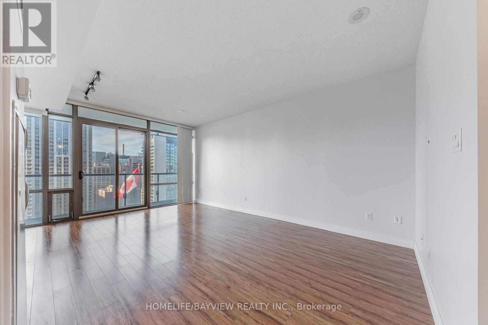 2405 - 38 Grenville Street, Toronto, Ontario  M4Y 1A5 - Photo 7 - C13206790