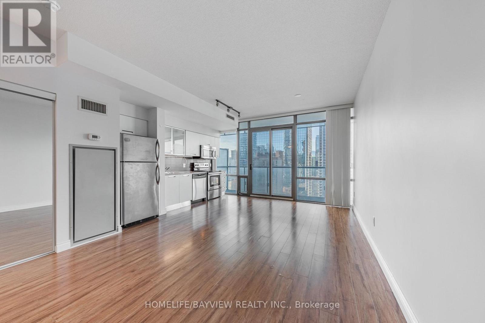 2405 - 38 Grenville Street, Toronto, Ontario  M4Y 1A5 - Photo 9 - C13206790