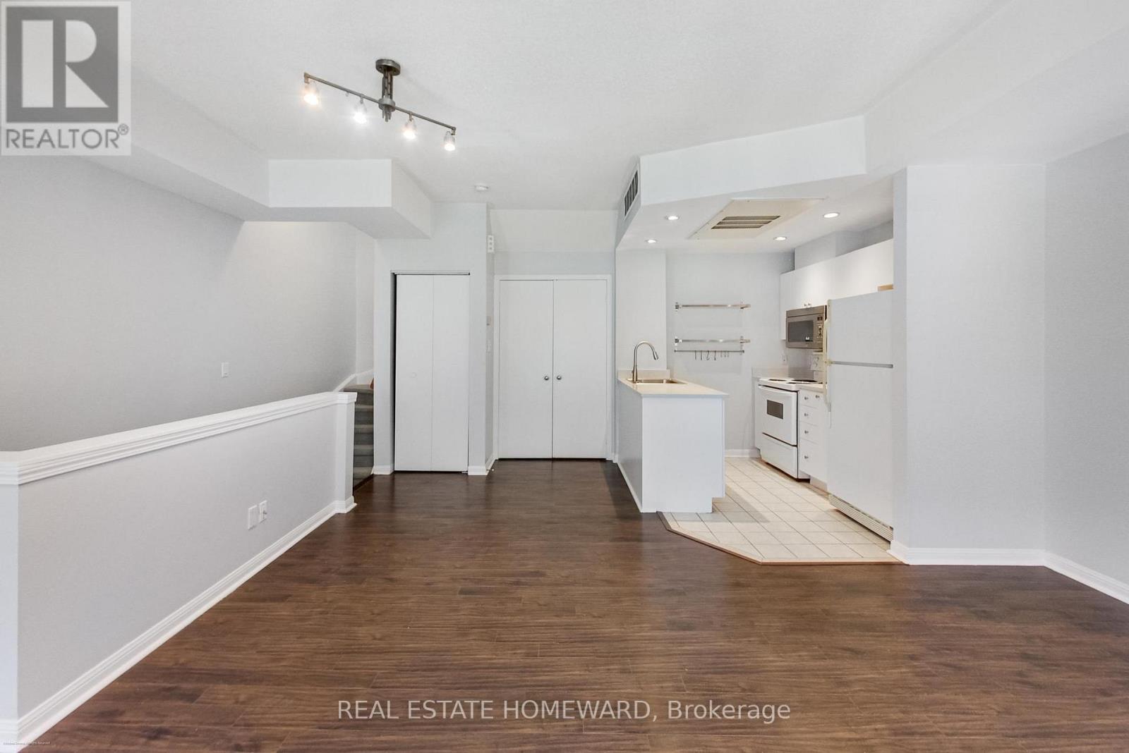 Th 11 - 11 Niagara Street, Toronto, Ontario  M5V 3N9 - Photo 8 - C13206804