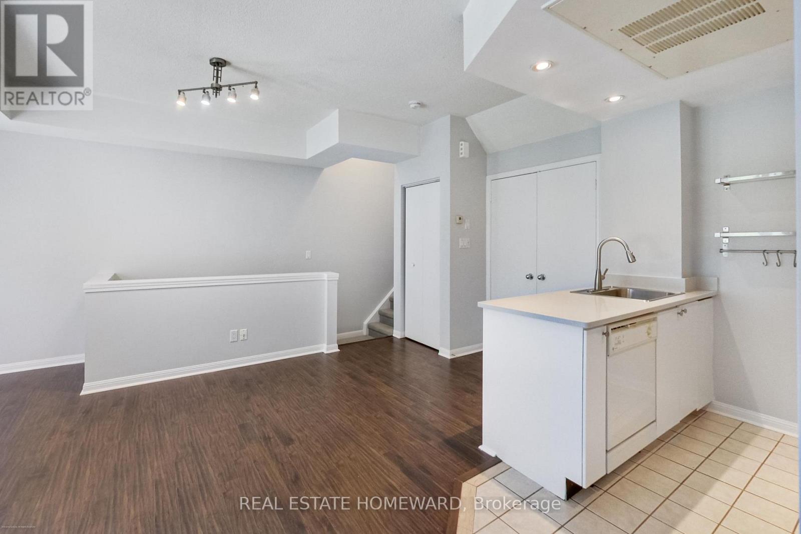 Th 11 - 11 Niagara Street, Toronto, Ontario  M5V 3N9 - Photo 9 - C13206804