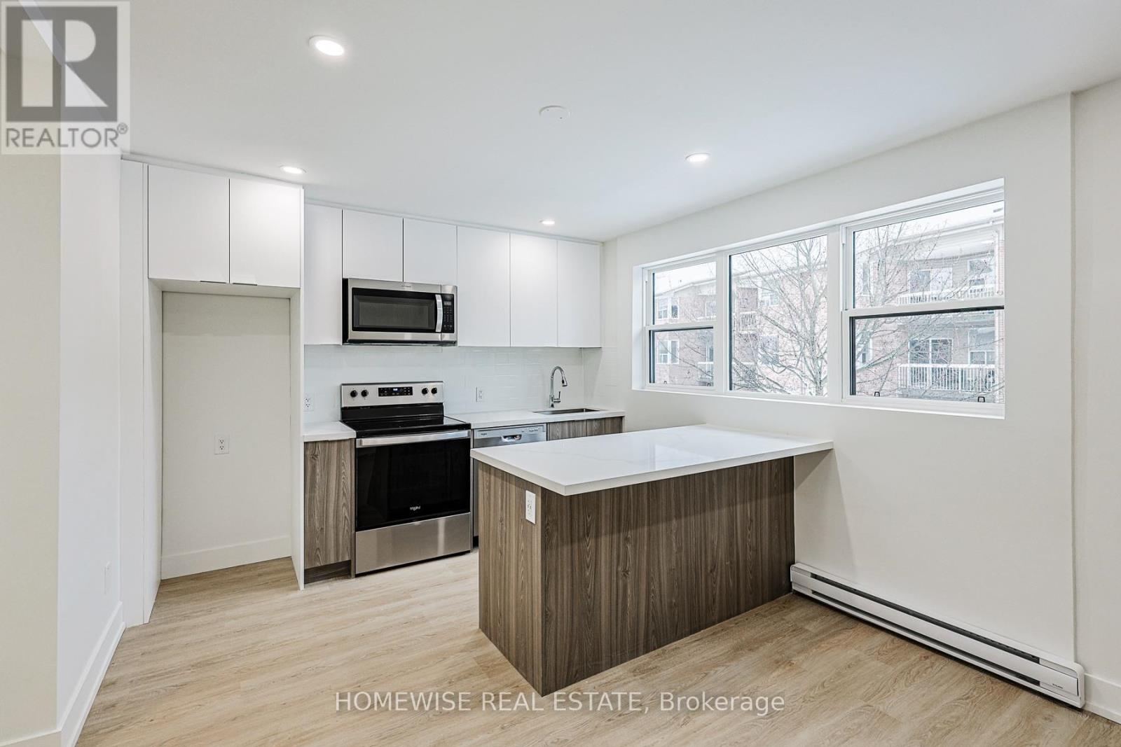 10b - 100 Liberty Street N, Clarington, Ontario  L1C 2M1 - Photo 3 - E13206816