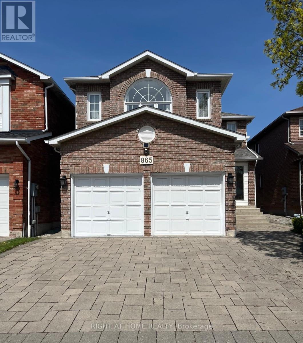 865 WINTERTON WAY, Mississauga, Ontario