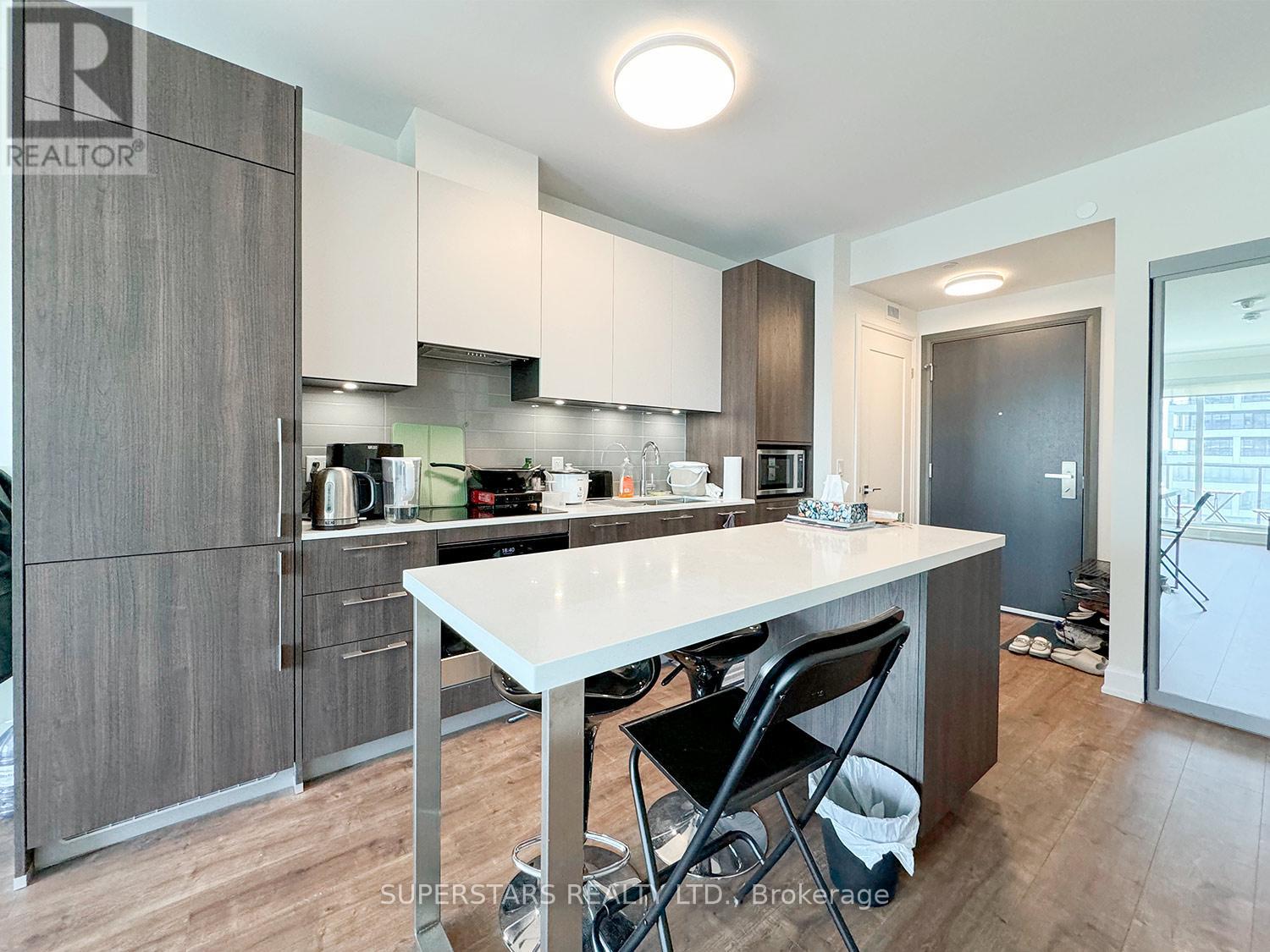 1909 - 8 Water Walk Drive, Markham, Ontario  L3R 6L4 - Photo 5 - N13206824