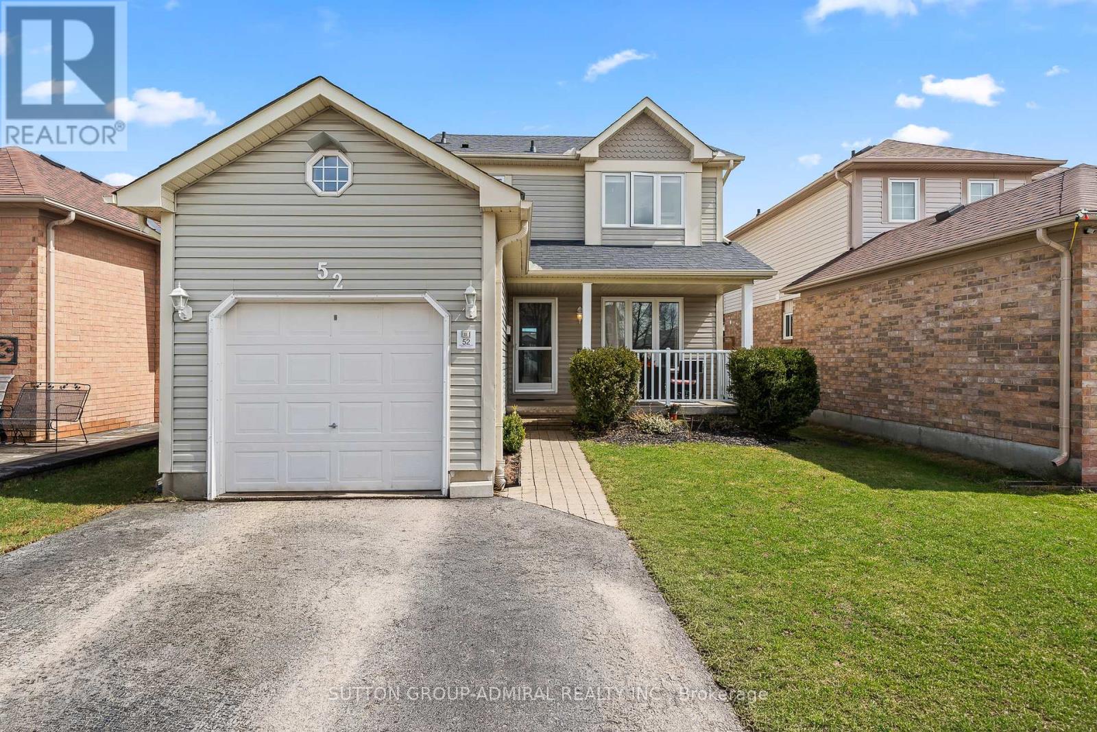 52 MOIR CRESCENT, Barrie, Ontario