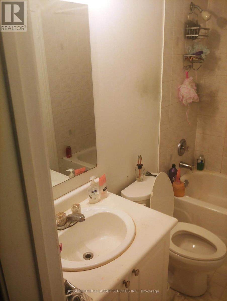 31 - 1525 South Parade Court, Mississauga, Ontario  L5M 6E9 - Photo 6 - W13206764
