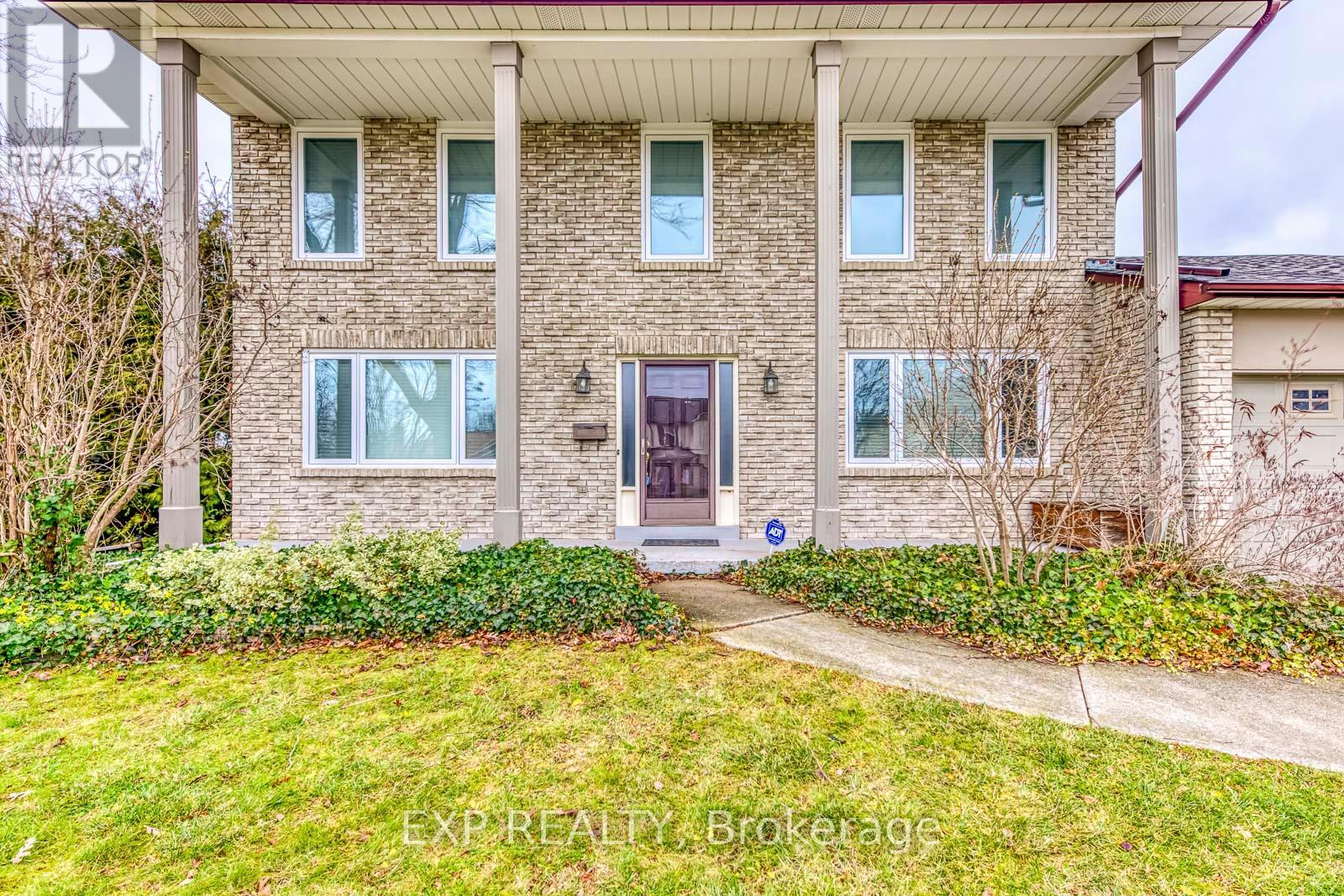 1269 Abbey Court, Burlington, Ontario  L7P 3R4 - Photo 3 - W13206798