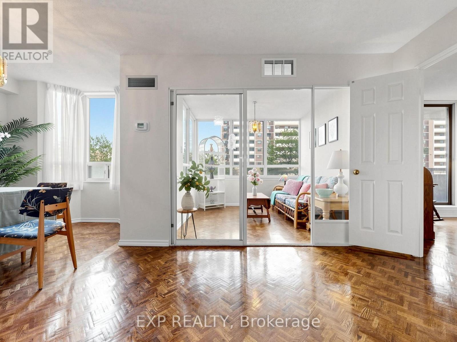 510 - 5 Lisa Street, Brampton, Ontario  L6T 4T4 - Photo 6 - W13206822