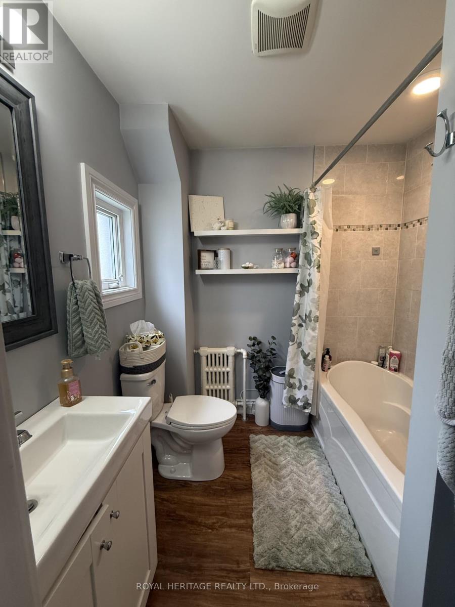 770 Cambridge Court, Oshawa, Ontario  L1G 1G2 - Photo 13 - E13204518