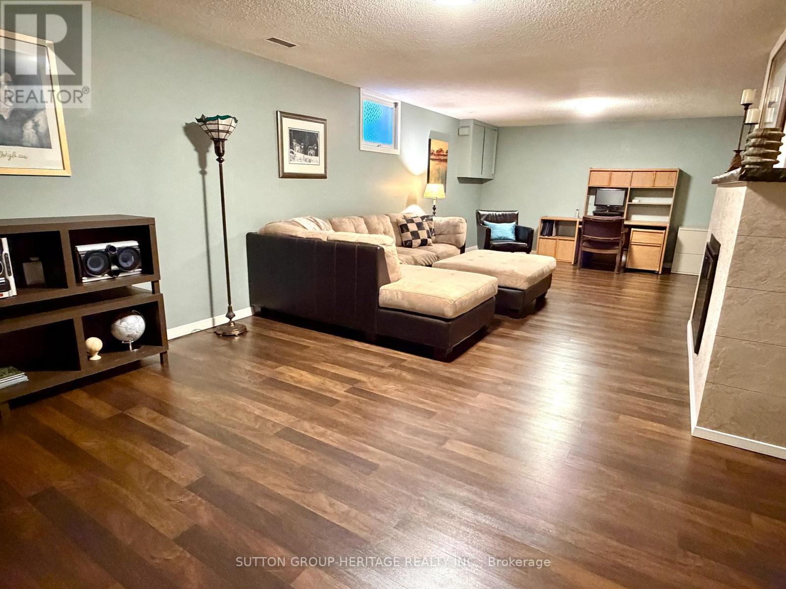 414 Centre Street N, Whitby, Ontario  L1N 4T4 - Photo 37 - E13205976