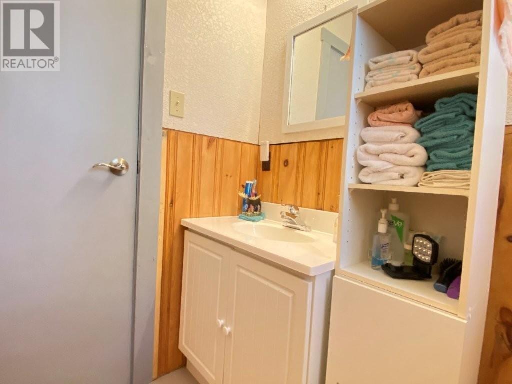 130 Lakeview Dr, Bruce Mines, Ontario P0R 1C0 - Photo 28 - SM261186