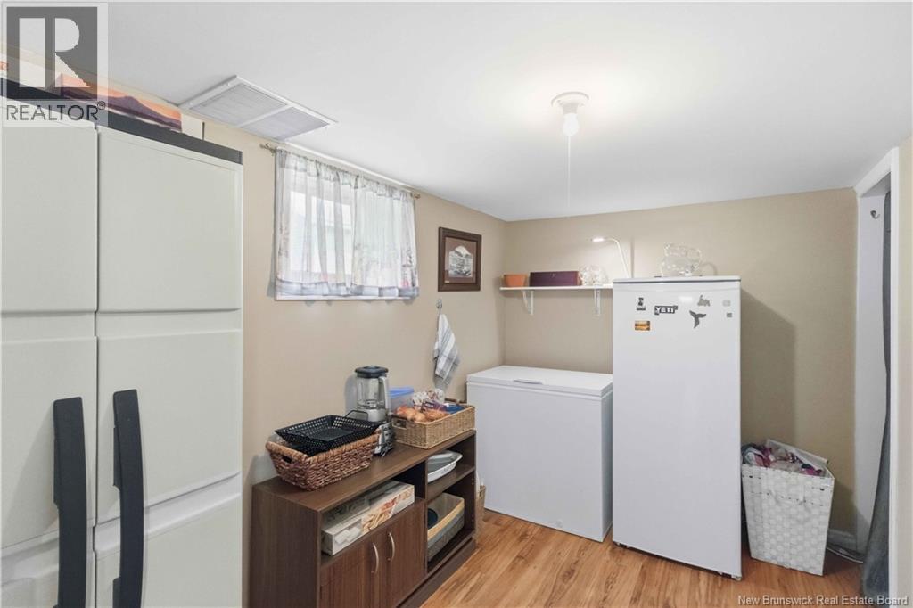 204 Macfarlane Street, Fredericton, New Brunswick E3A 1V6 - Photo 23 - NB140098
