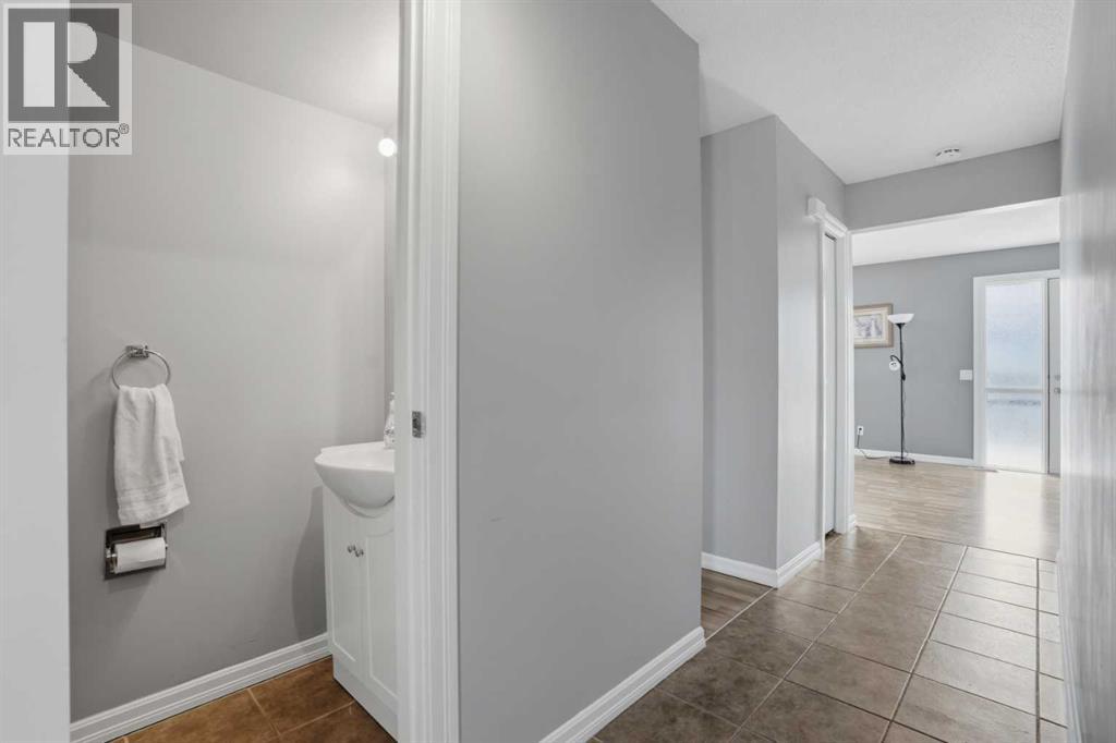 43, 5425 Pensacola Crescent SE, Calgary, Alberta  T2A 2G7 - Photo 5 - A2291611