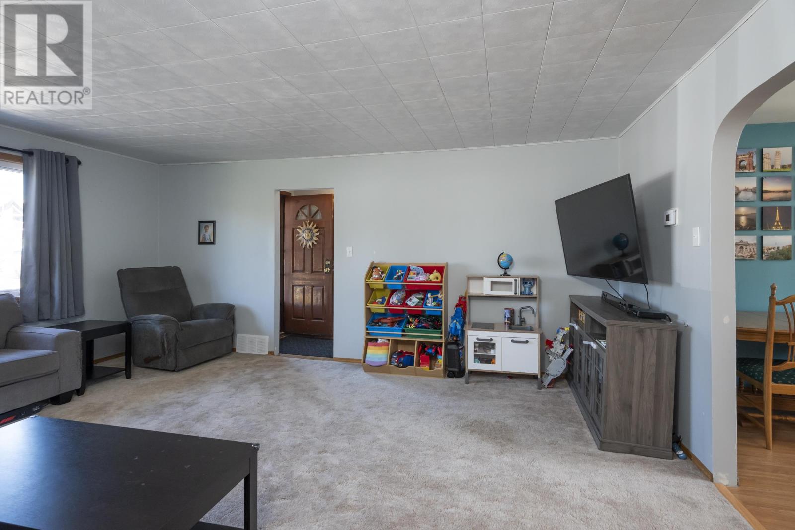 752 Leslie Ave, Thunder Bay, Ontario  P7A 2A2 - Photo 12 - TB2601232