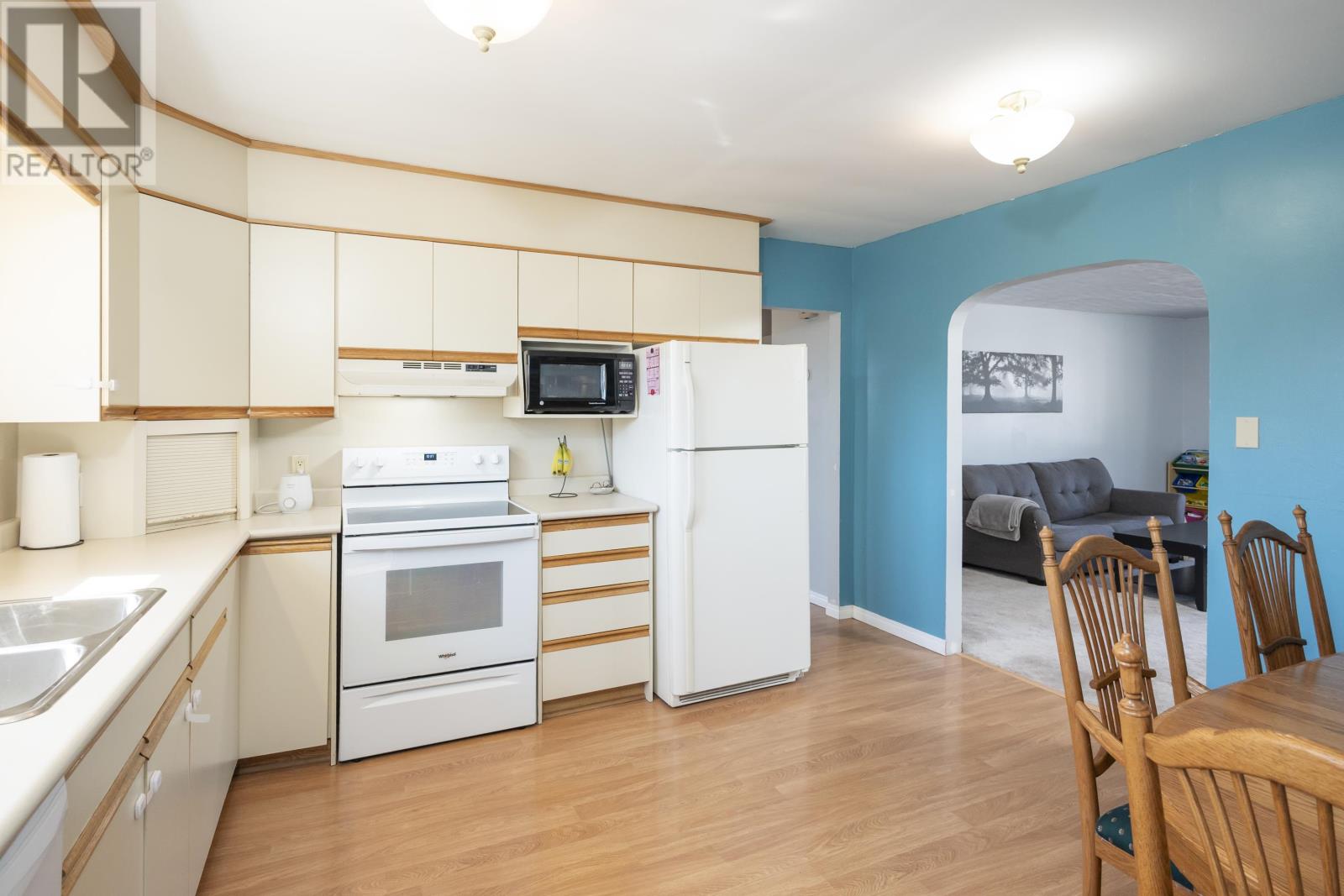 752 Leslie Ave, Thunder Bay, Ontario  P7A 2A2 - Photo 20 - TB2601232