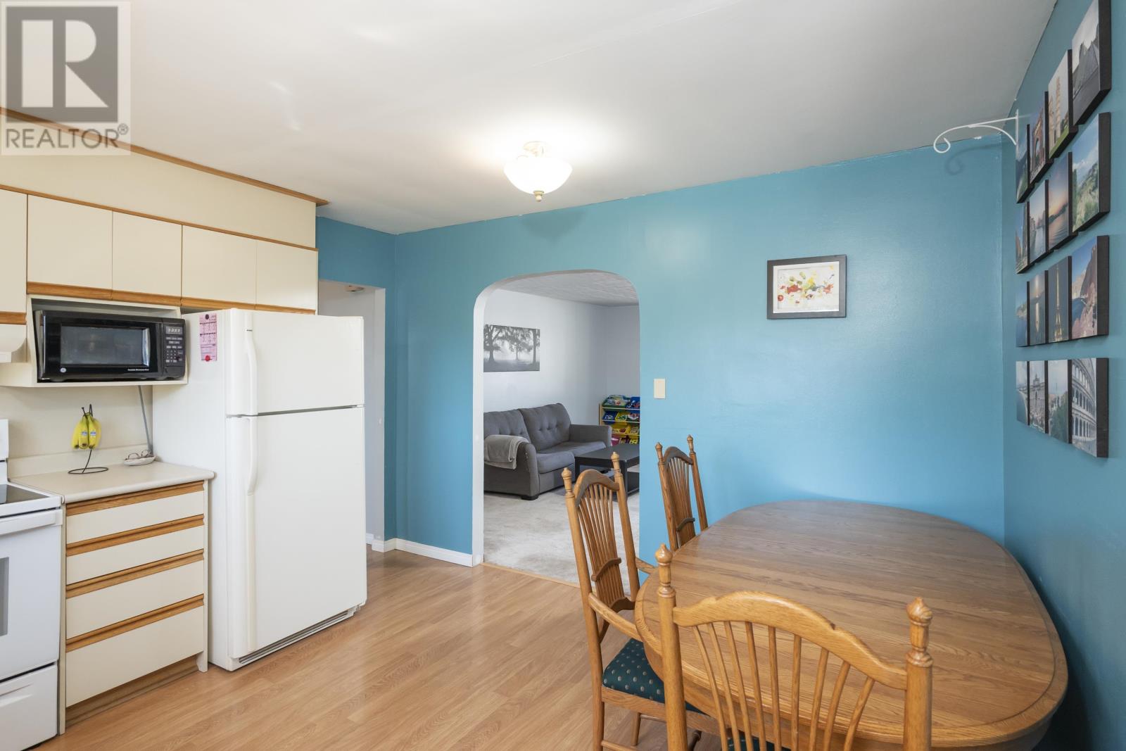 752 Leslie Ave, Thunder Bay, Ontario  P7A 2A2 - Photo 21 - TB2601232