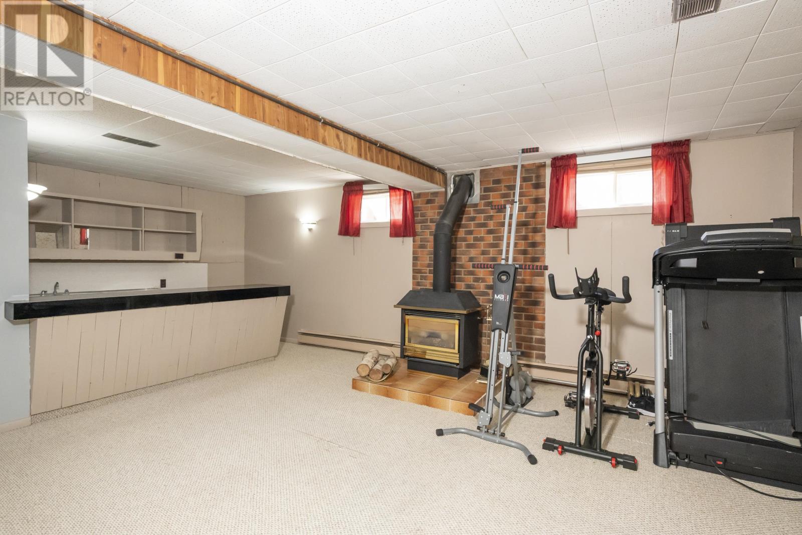 752 Leslie Ave, Thunder Bay, Ontario  P7A 2A2 - Photo 37 - TB2601232
