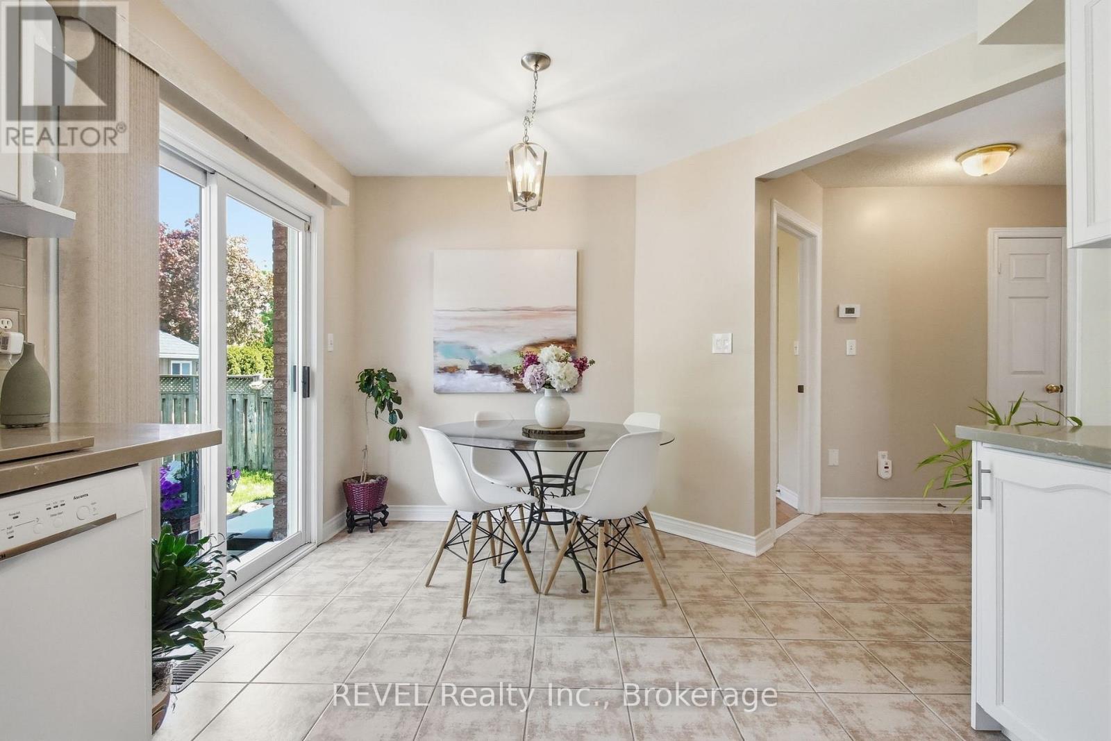 16 Parnell Crescent, Whitby, Ontario  L1R 2L4 - Photo 18 - E13206872