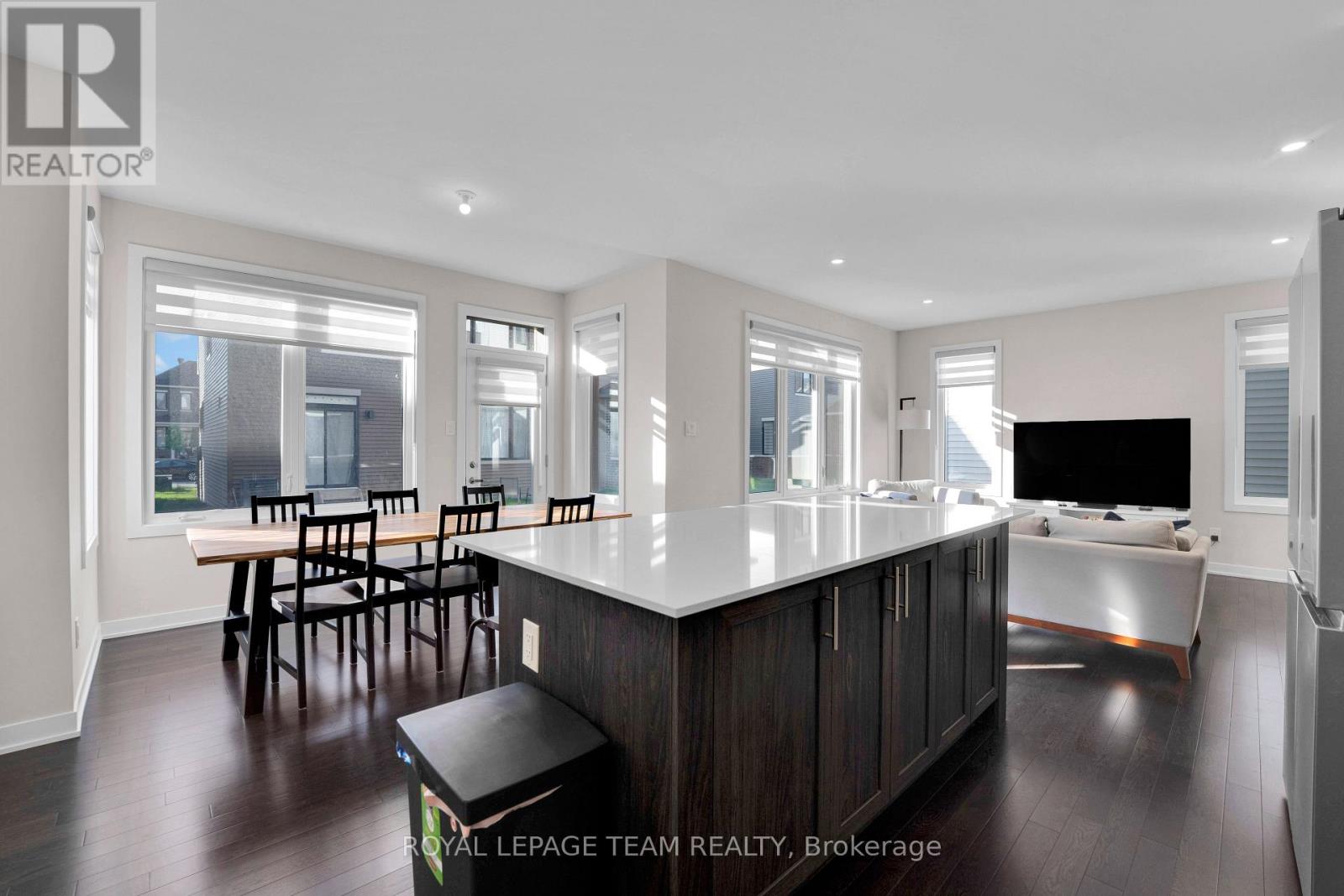 364 Peninsula Road, Ottawa, Ontario  K2J 7L9 - Photo 13 - X13206874