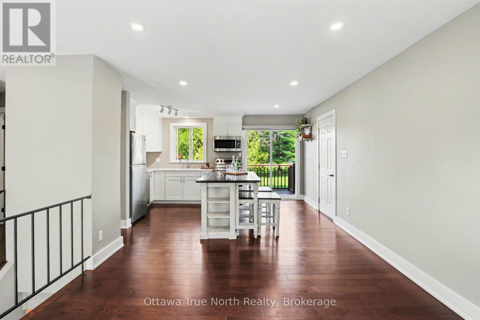 541 Mclachlan Road, Mcnab/braeside, Ontario  K0A 3L0 - Photo 11 - X13206922