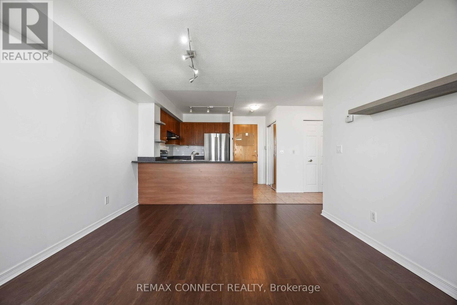 420 - 340 Watson Street W, Whitby, Ontario  L1N 9G1 - Photo 14 - E13206900
