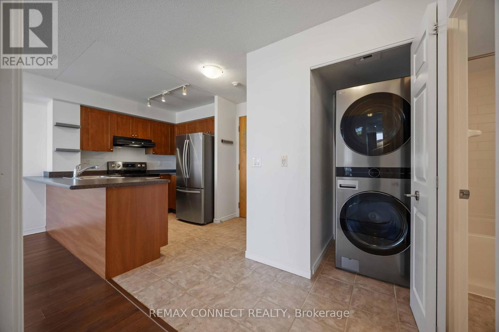 420 - 340 Watson Street W, Whitby, Ontario  L1N 9G1 - Photo 20 - E13206900