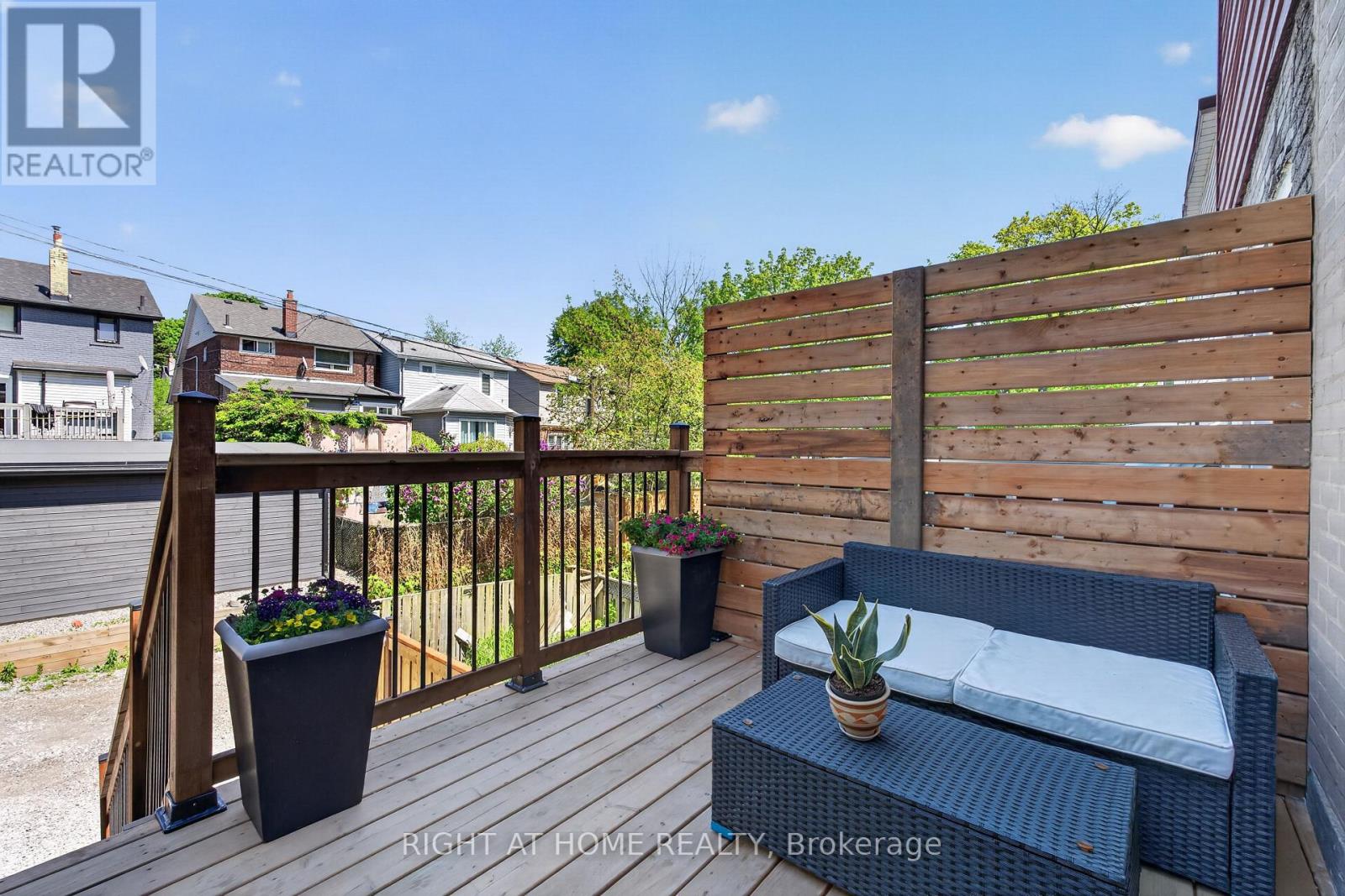 27 Bellhaven Road, Toronto, Ontario  M4L 3J4 - Photo 28 - E13206924