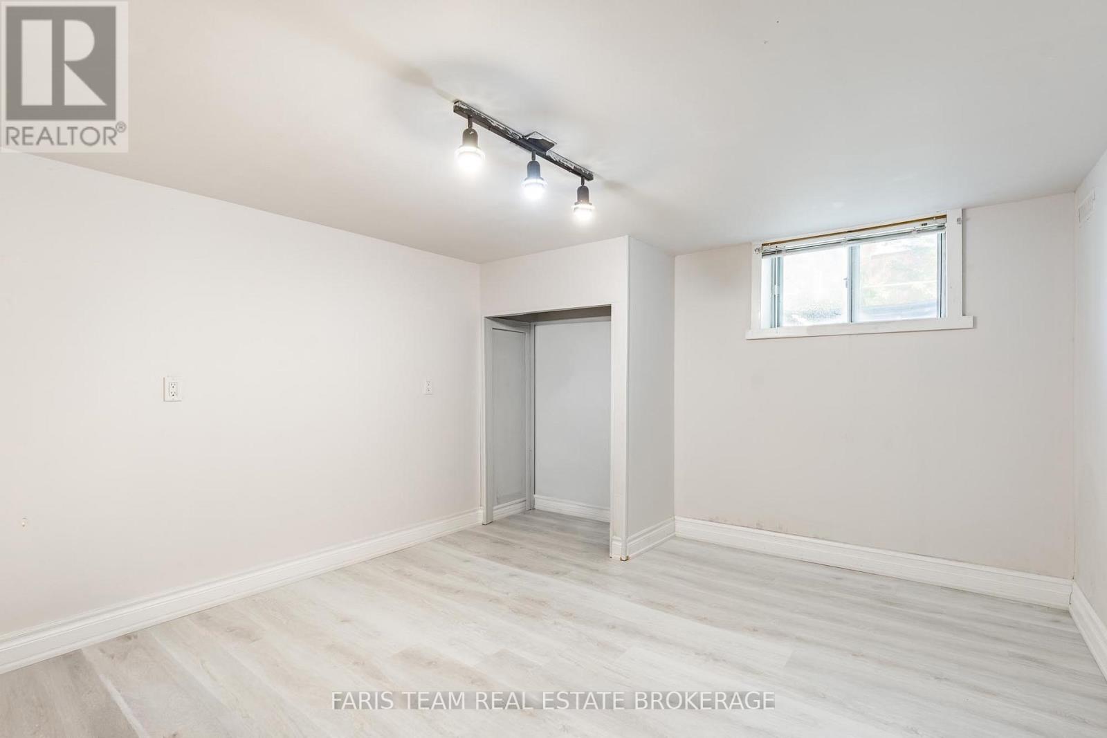 136 Oriole Drive, East Gwillimbury, Ontario  L9N 1G9 - Photo 27 - N13206856