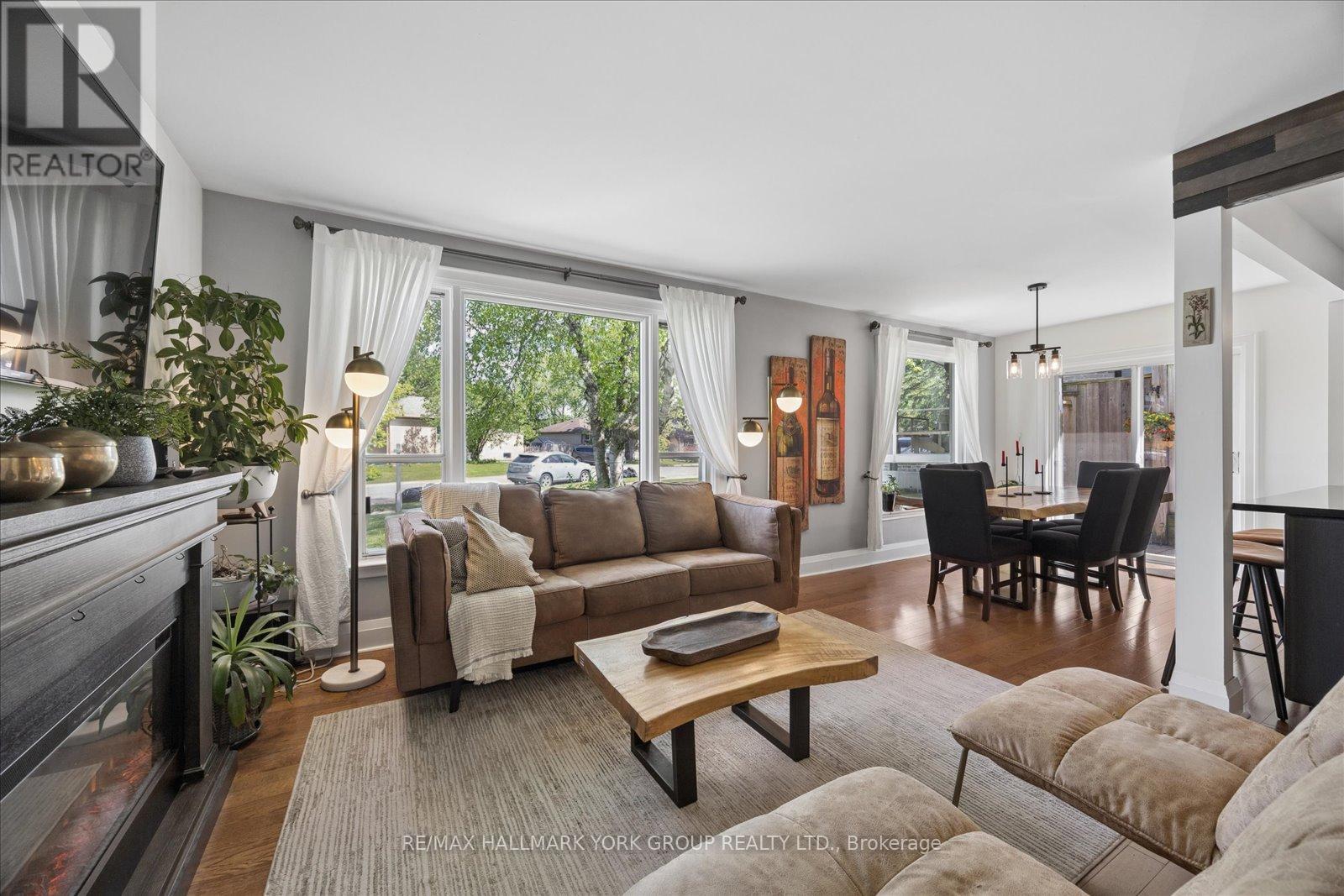45 Foreht Crescent, Aurora, Ontario  L4G 3E9 - Photo 11 - N13206866