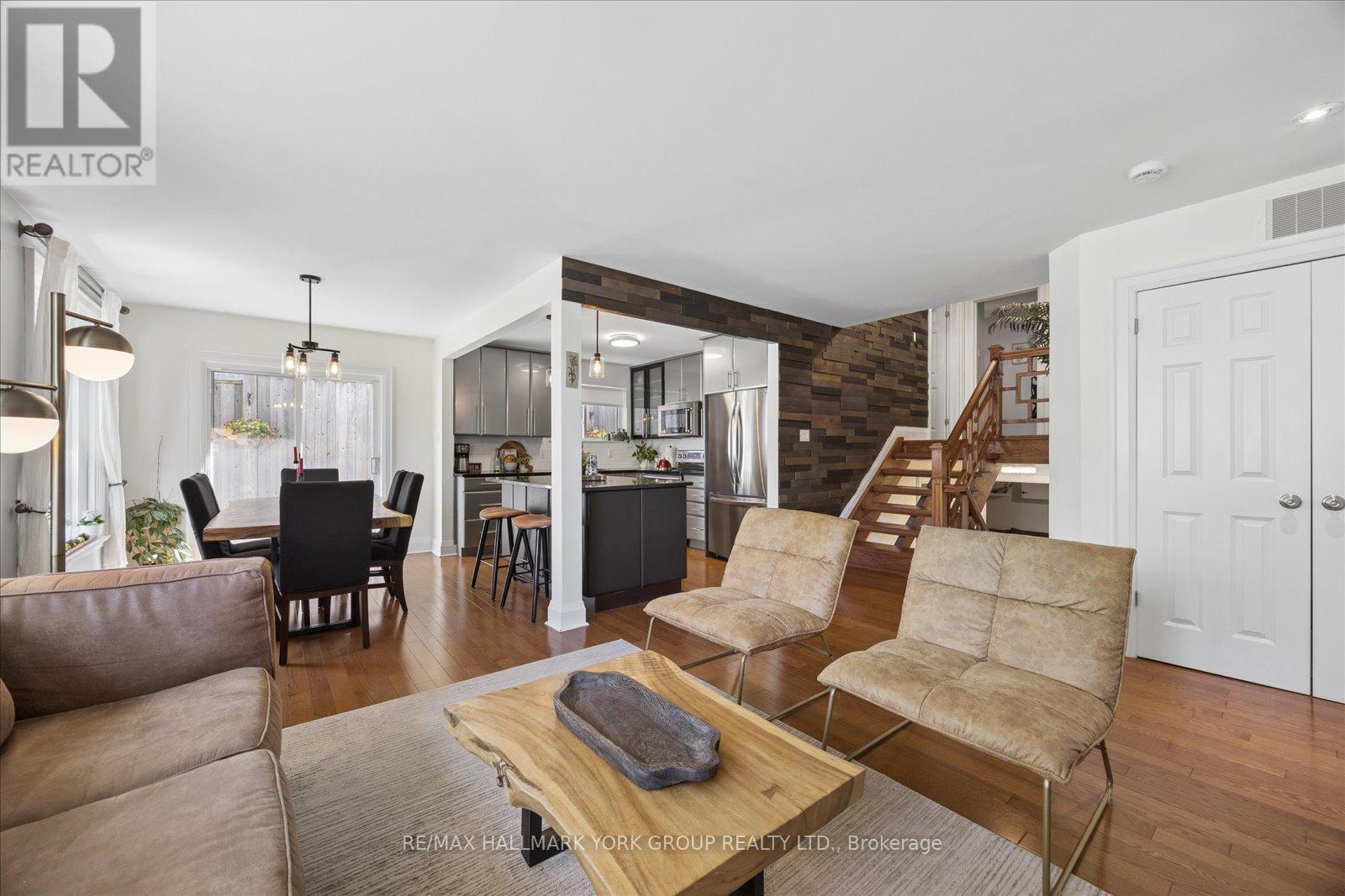 45 Foreht Crescent, Aurora, Ontario  L4G 3E9 - Photo 13 - N13206866