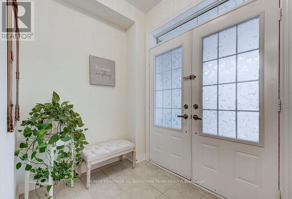 96 Port Arthur Crescent, Richmond Hill, Ontario  L4E 0Z9 - Photo 11 - N13206870