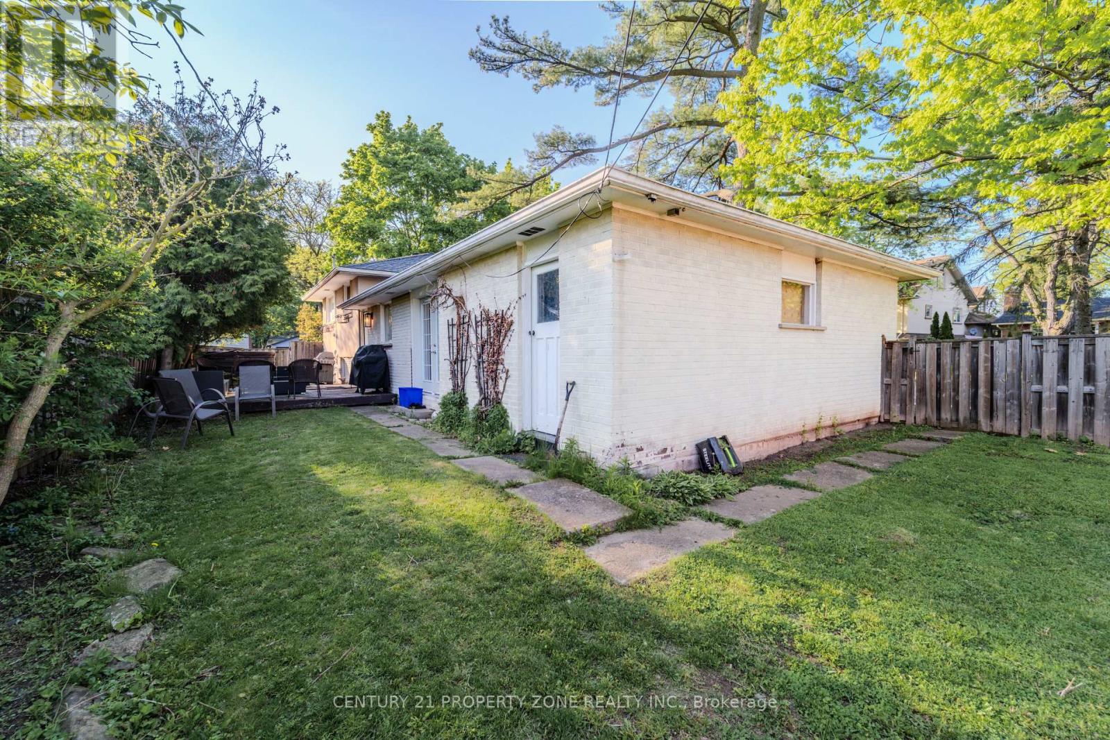 294 Cheltenham Road, Burlington, Ontario  L7L 4H7 - Photo 37 - W13206868