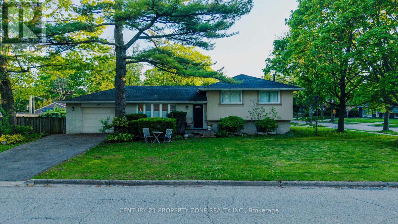 294 Cheltenham Road, Burlington, Ontario  L7L 4H7 - Photo 45 - W13206868