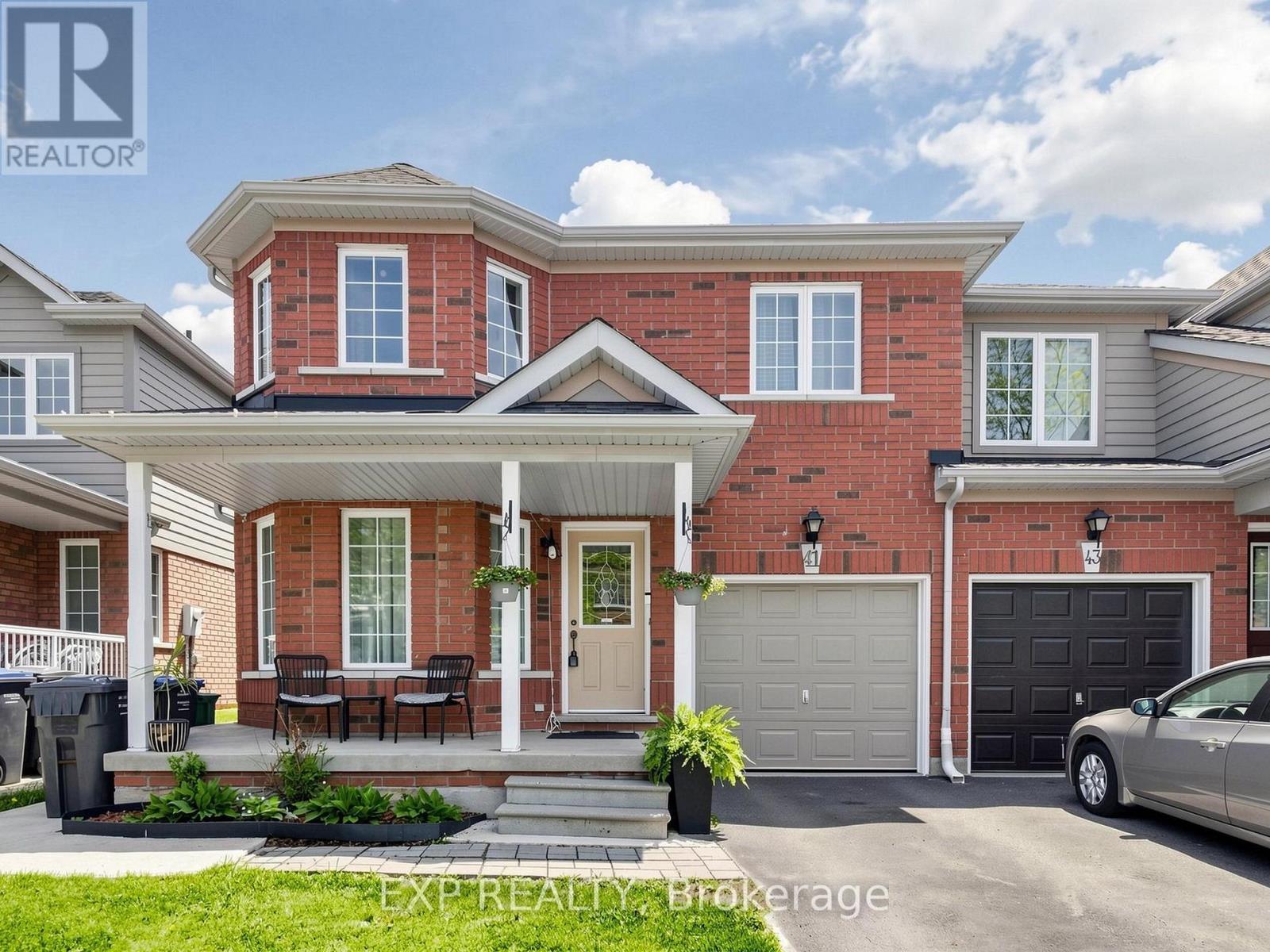 41 BRAMFIELD STREET, Brampton, Ontario