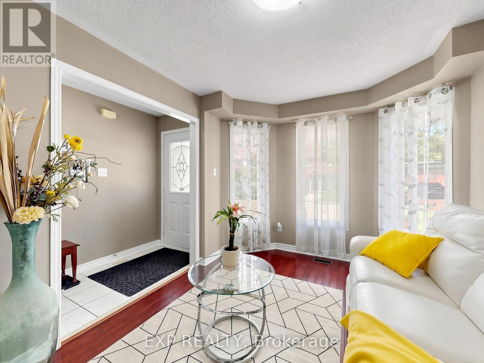 41 Bramfield Street, Brampton, Ontario  L7A 2W1 - Photo 5 - W13206898