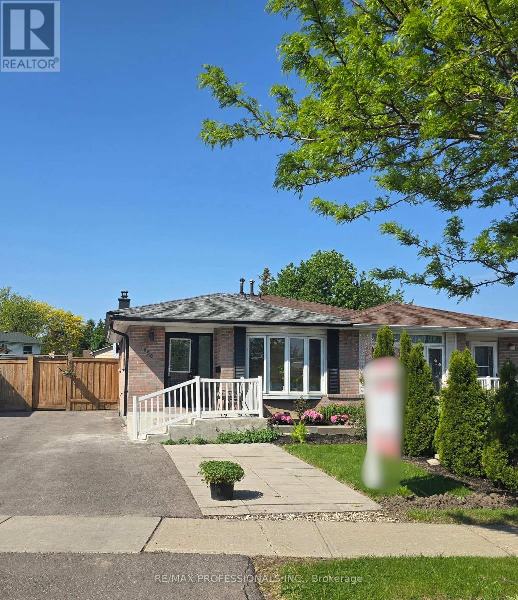 7656 PRIORY CRESCENT, Mississauga, Ontario