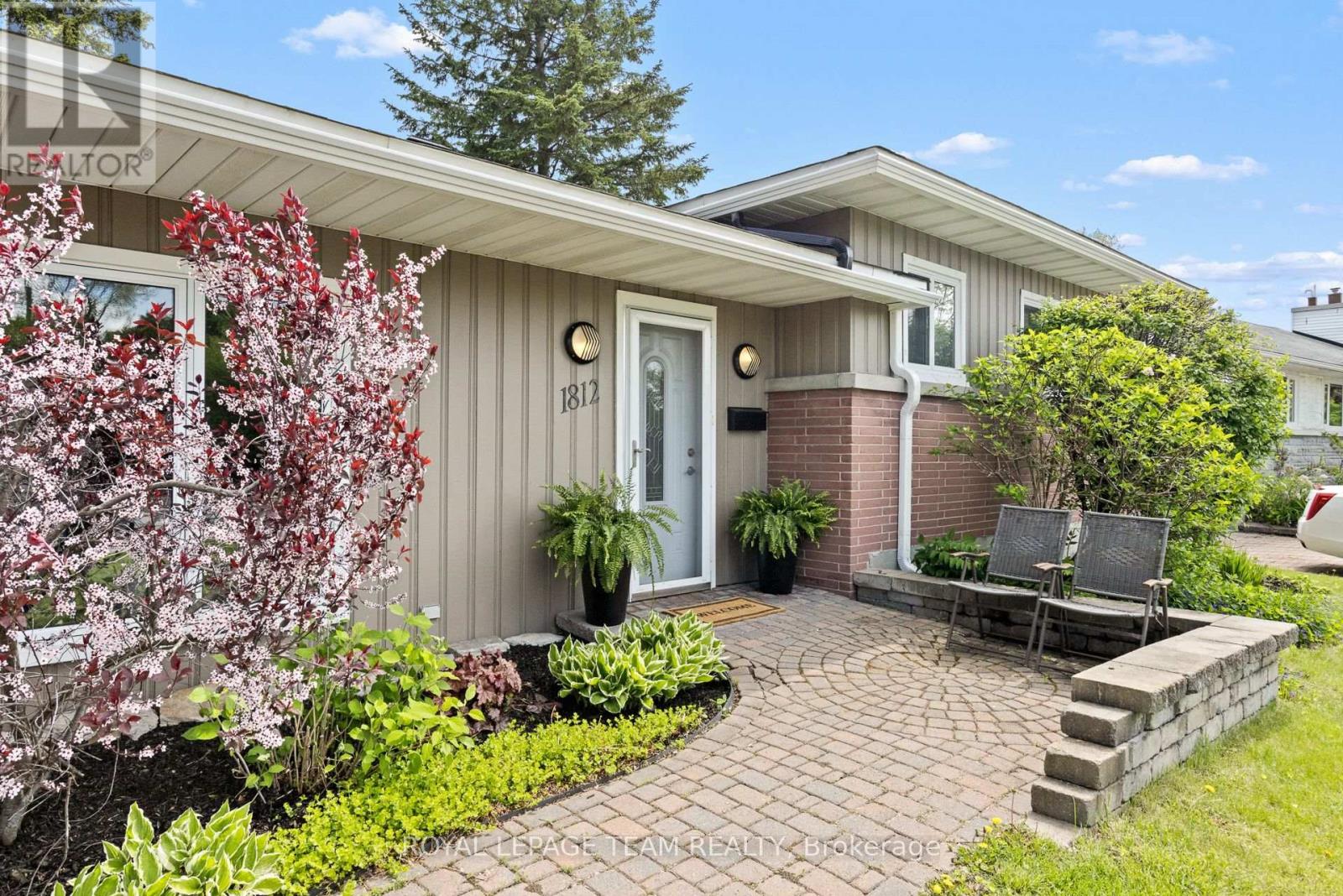 1812 Kerr Avenue, Ottawa, Ontario K2A 1J3 - Photo 4 - X13205286