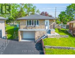 35 HILLSBOROUGH CRESCENT, Kitchener, Ontario
